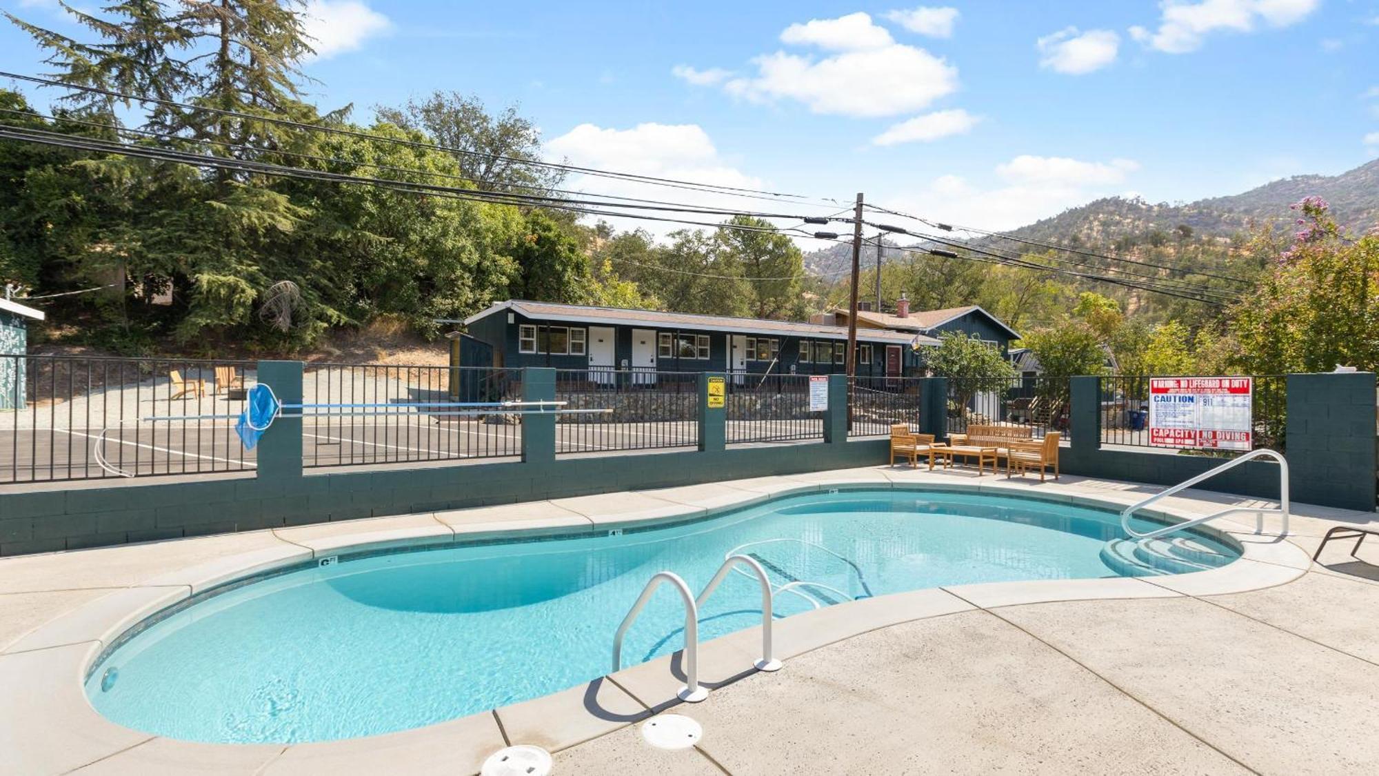The Tokopah Sequoia Motel Rm 1 Three Rivers Eksteriør bilde