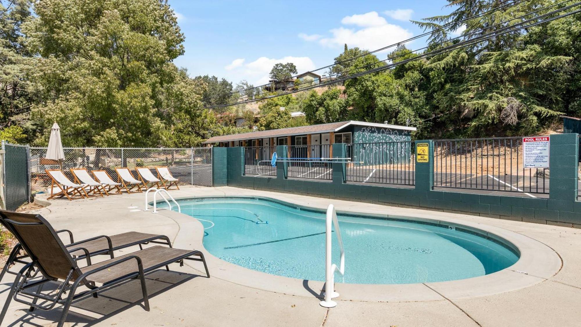The Tokopah Sequoia Motel Rm 1 Three Rivers Eksteriør bilde